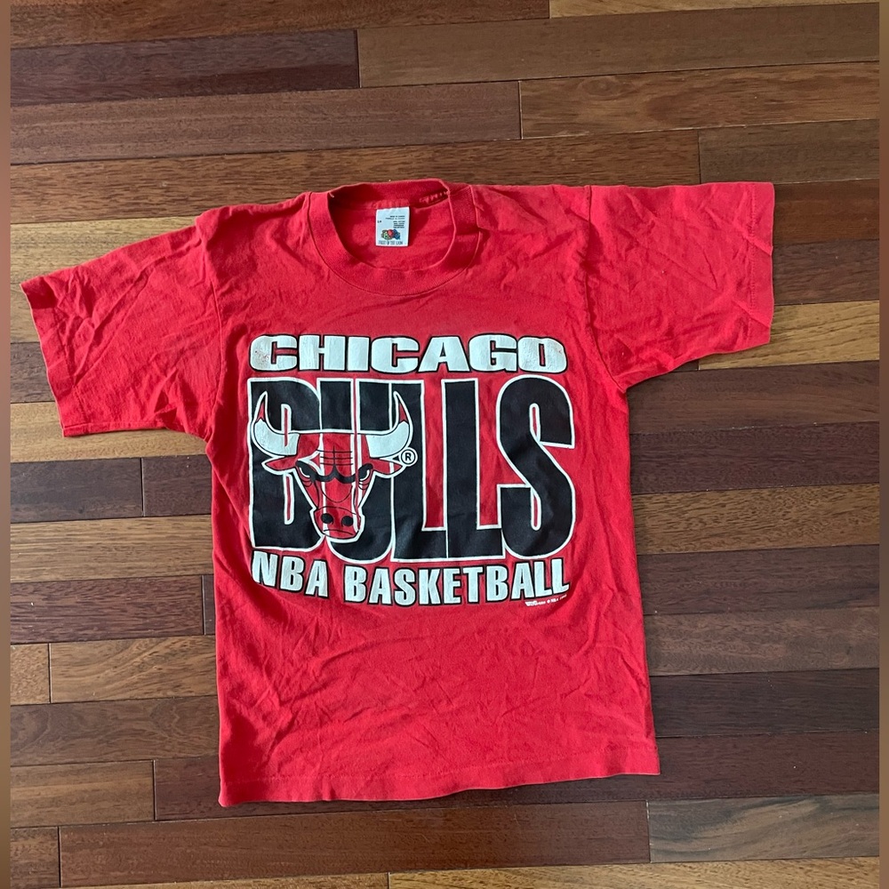 Vintage 1993 Fruit Of The Loom Chicago Bulls Big Logo Tee